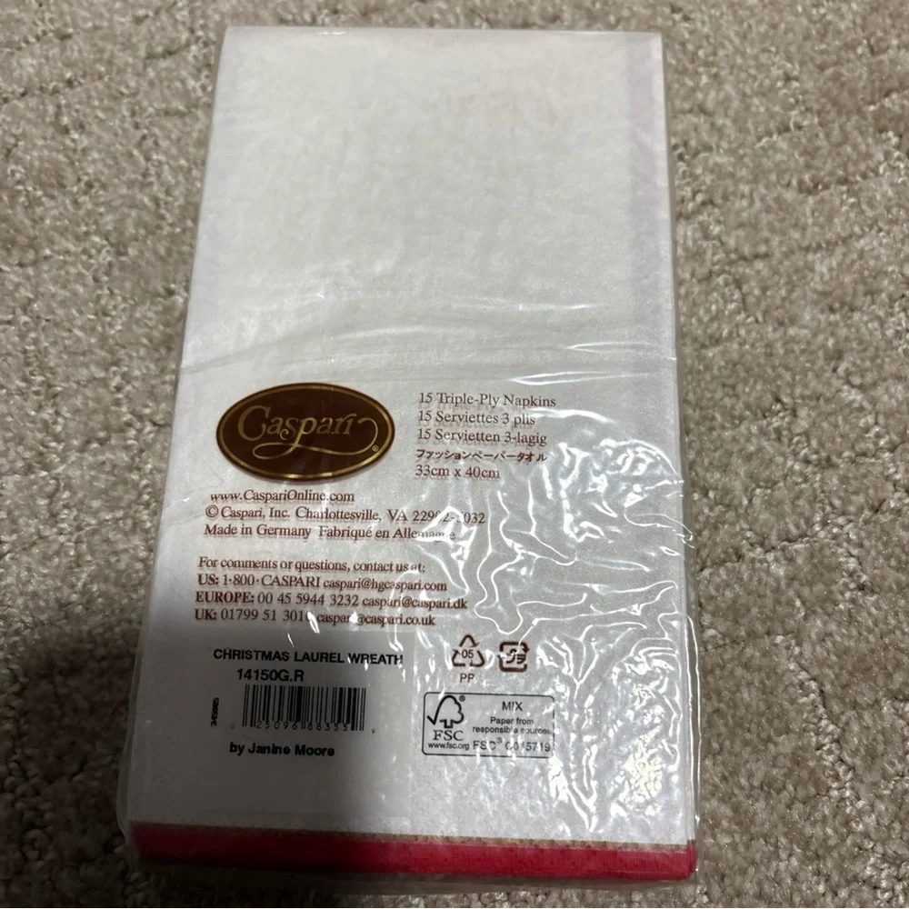 Caspari Christmas Laurel Wreath Monogram Letter R 15 Triple Ply Napkins 33x40